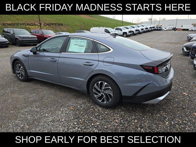 2026 Hyundai Sonata Hybrid Blue photo 3