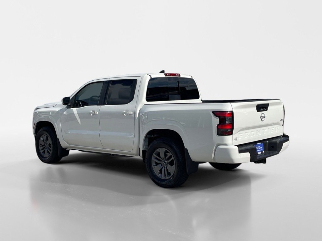 2025 Nissan Frontier SV photo 3