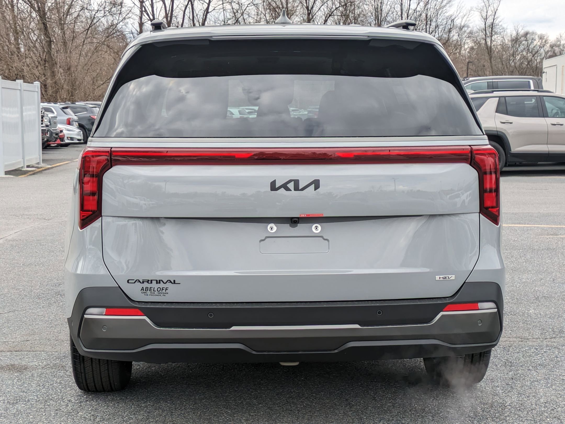 2025 Kia Carnival SX photo 3