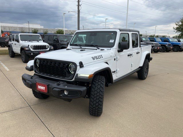 2025 Jeep Gladiator Willys photo 3