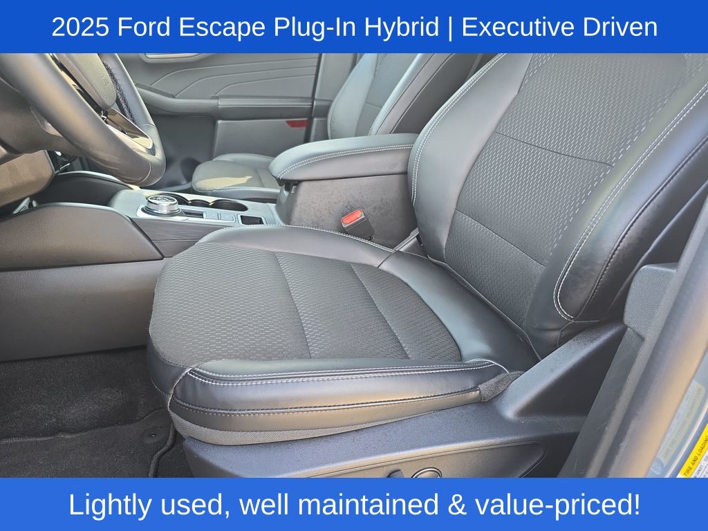 2025 Ford Escape Plug-In Hybrid Base photo 9