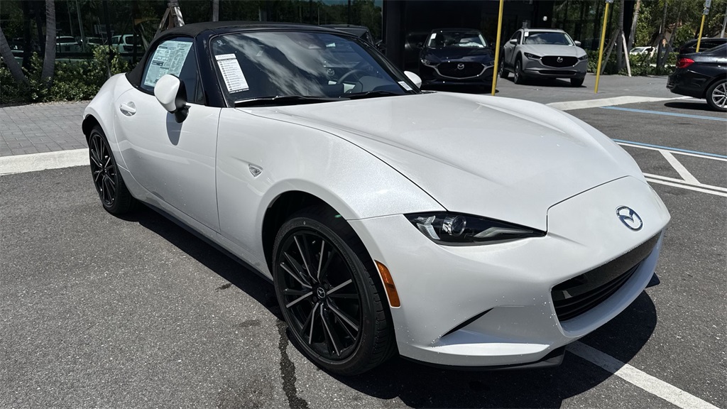 2025 Mazda MX-5 Miata Miata Grand Touring photo 20