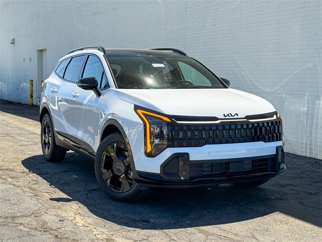 2026 Kia Sportage X-Line photo 2