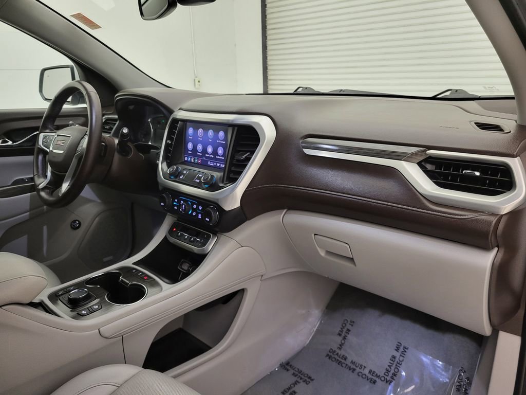 2023 Gmc Acadia SLT photo 33