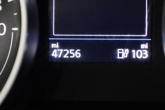 2017 Volkswagen e-Golf SE photo 3