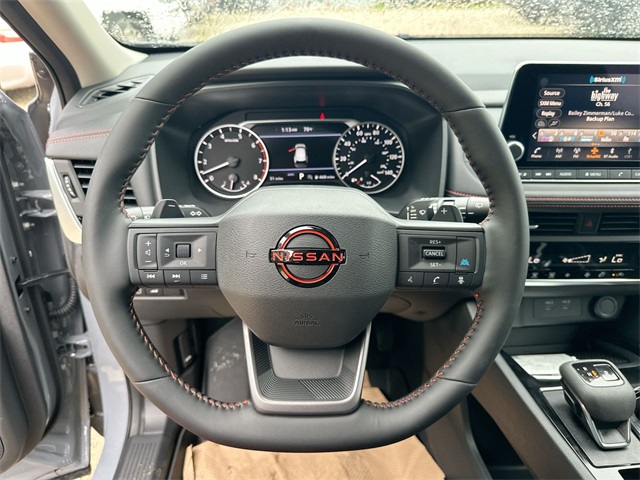 2025 Nissan Rogue SV photo 19