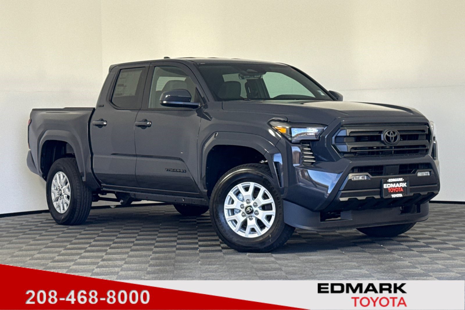 2025 Toyota Tacoma SR5's photo