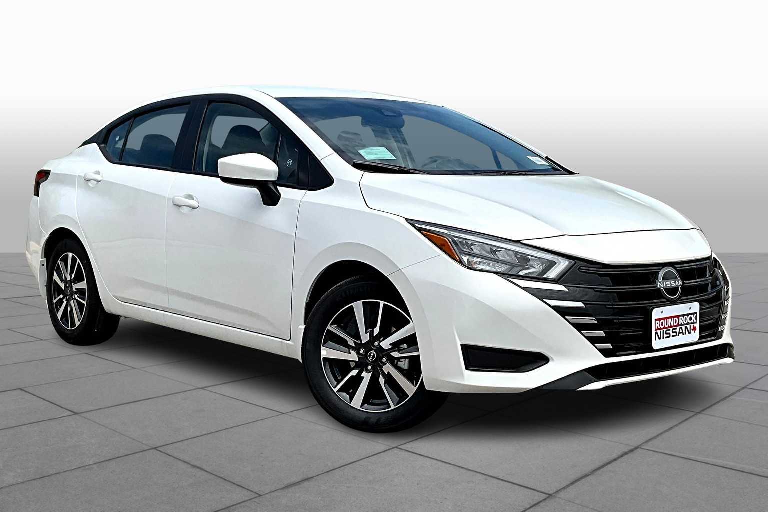 2025 Nissan Versa SV photo 2