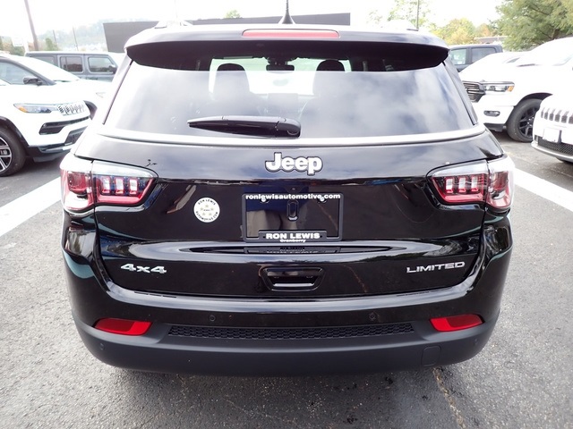 2026 Jeep Compass Limited photo 4