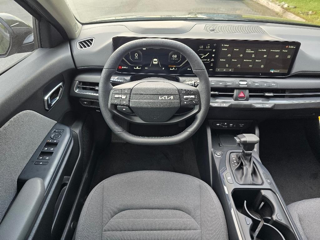 2025 Kia K4 EX photo 6