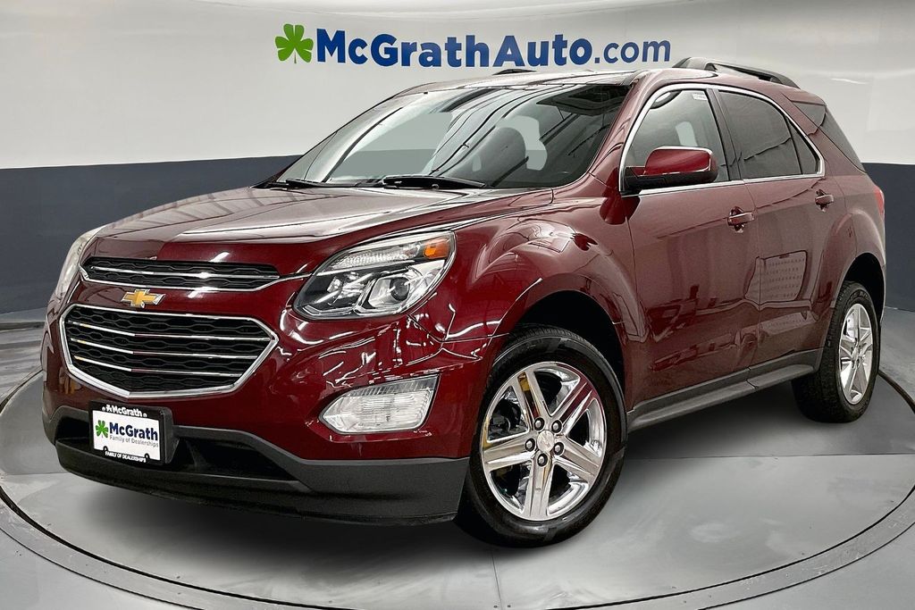 2016 Chevrolet Equinox LT photo 2