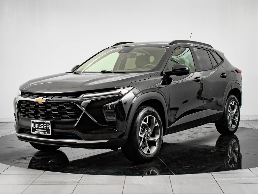 2024 Chevrolet Trax LT's photo