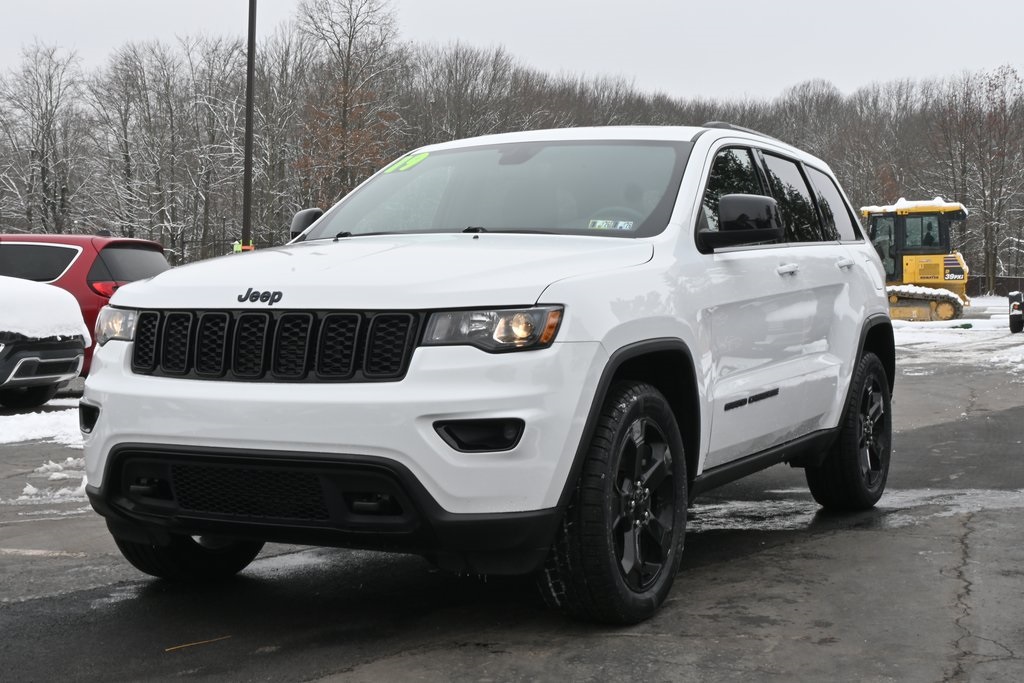 2019 Jeep Grand Cherokee Upland photo 2