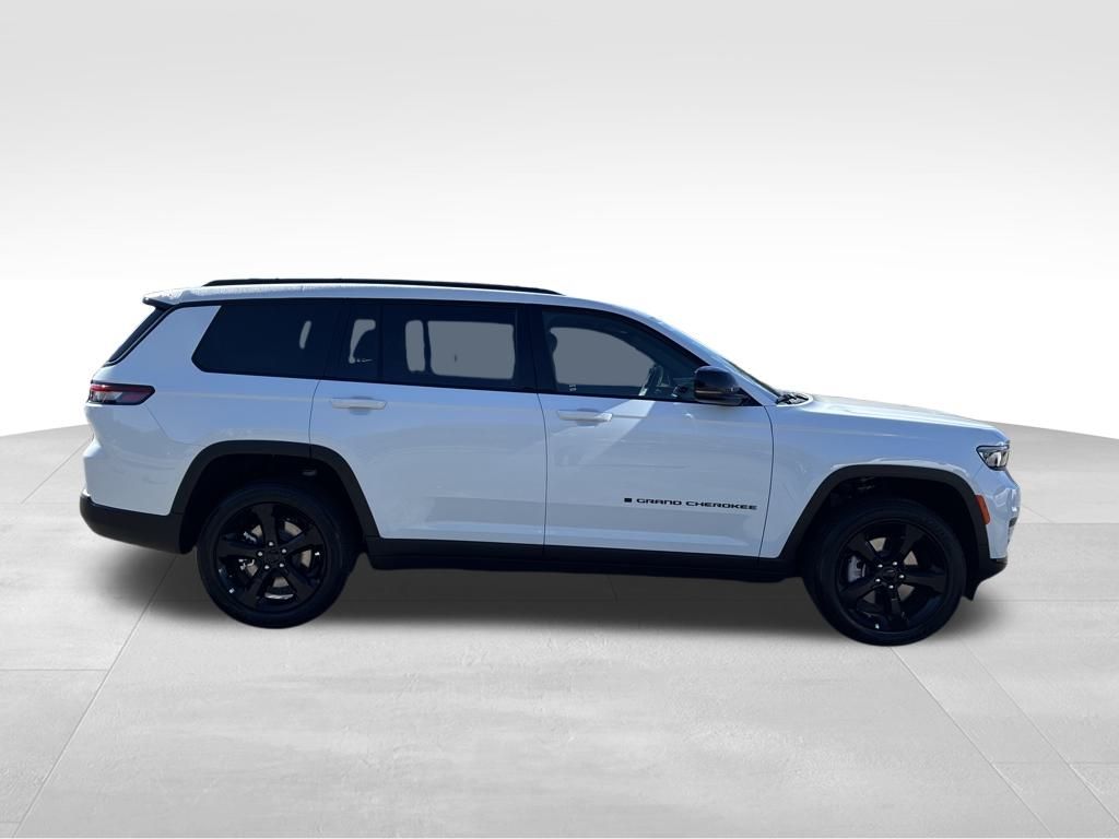 2025 Jeep Grand Cherokee Altitude X photo 6