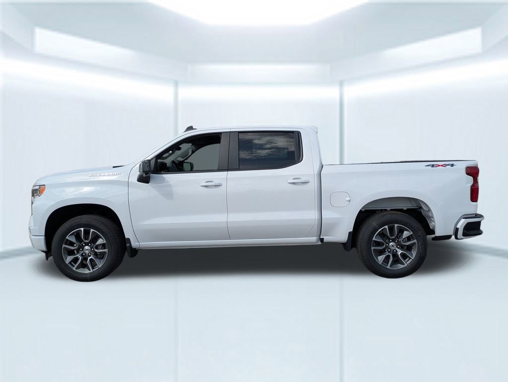 2025 Chevrolet Silverado RST photo 2