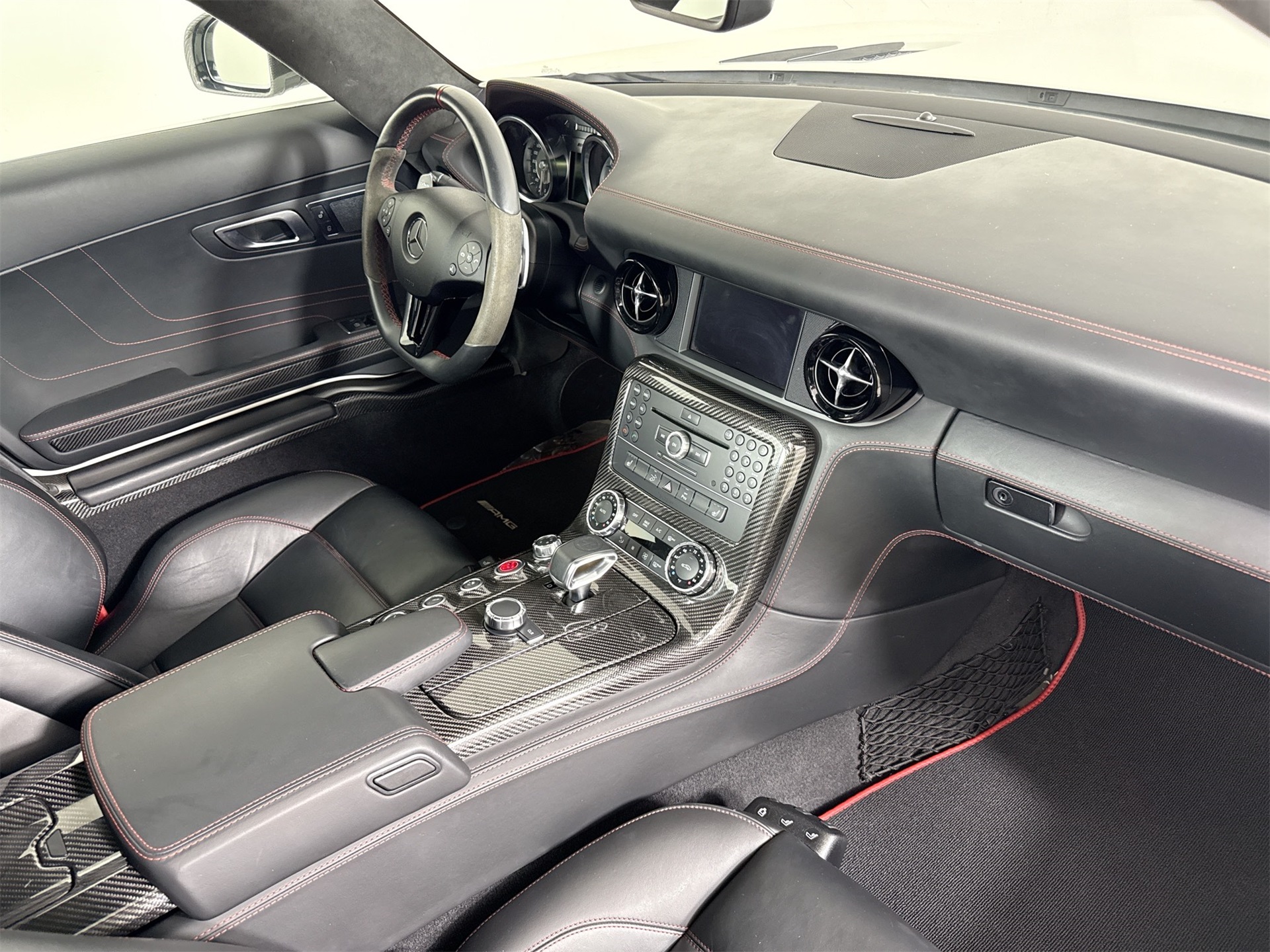 2013 Mercedes Benz SLS AMG GT photo 23