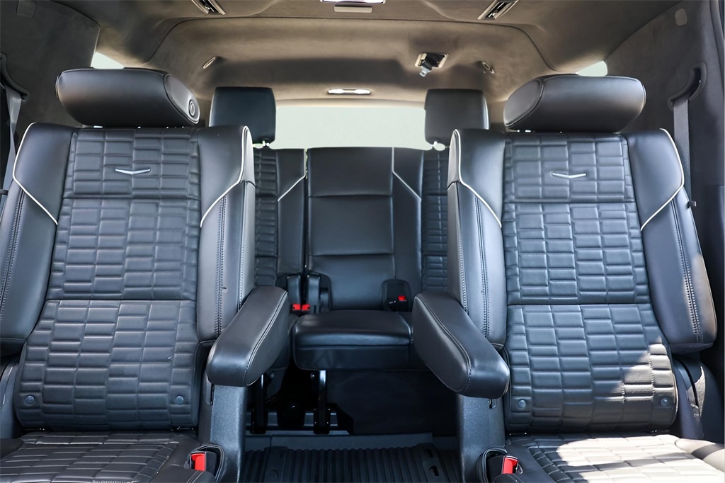 2023 Cadillac Escalade ESV Sport Platinum photo 19
