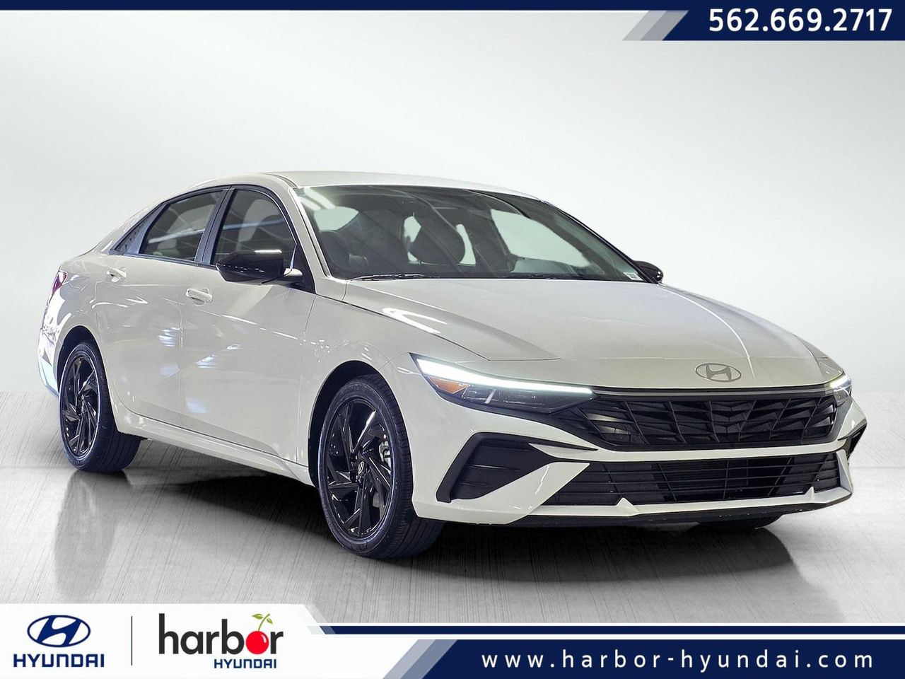 2026 Hyundai Elantra SEL's photo