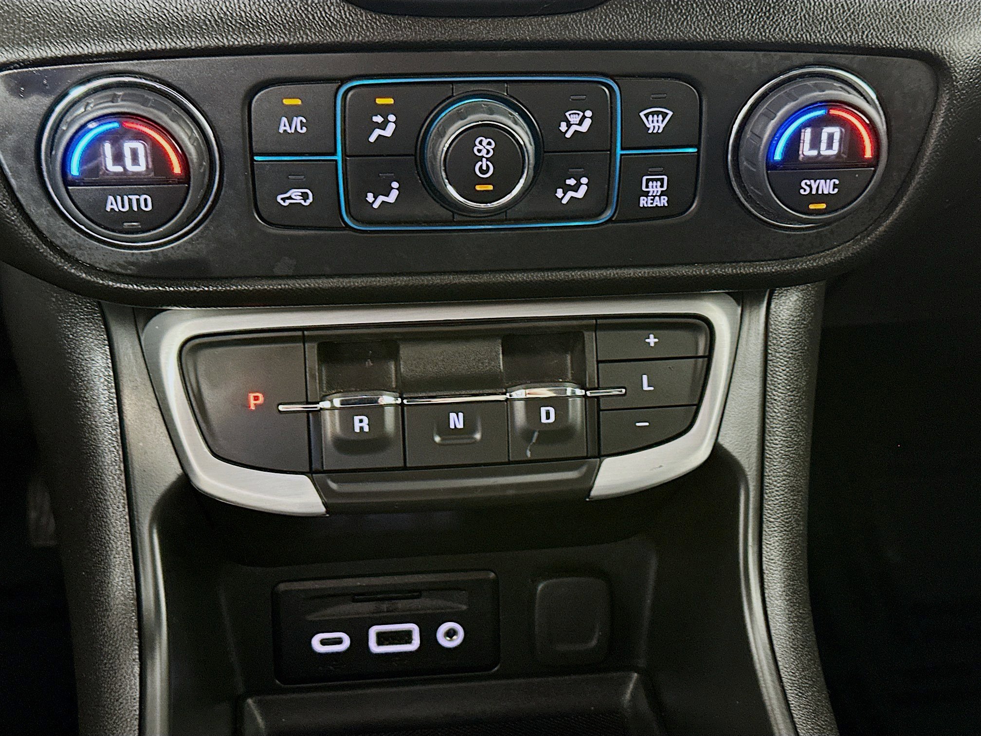 2022 Gmc Terrain SLT photo 15