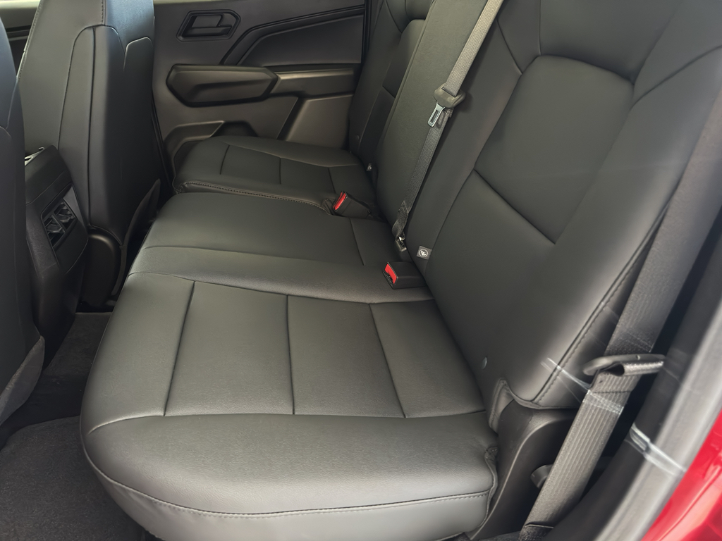 2026 Chevrolet Colorado Trail Boss photo 7
