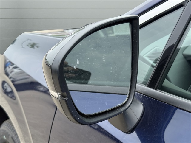 2025 Nissan Murano SL photo 10