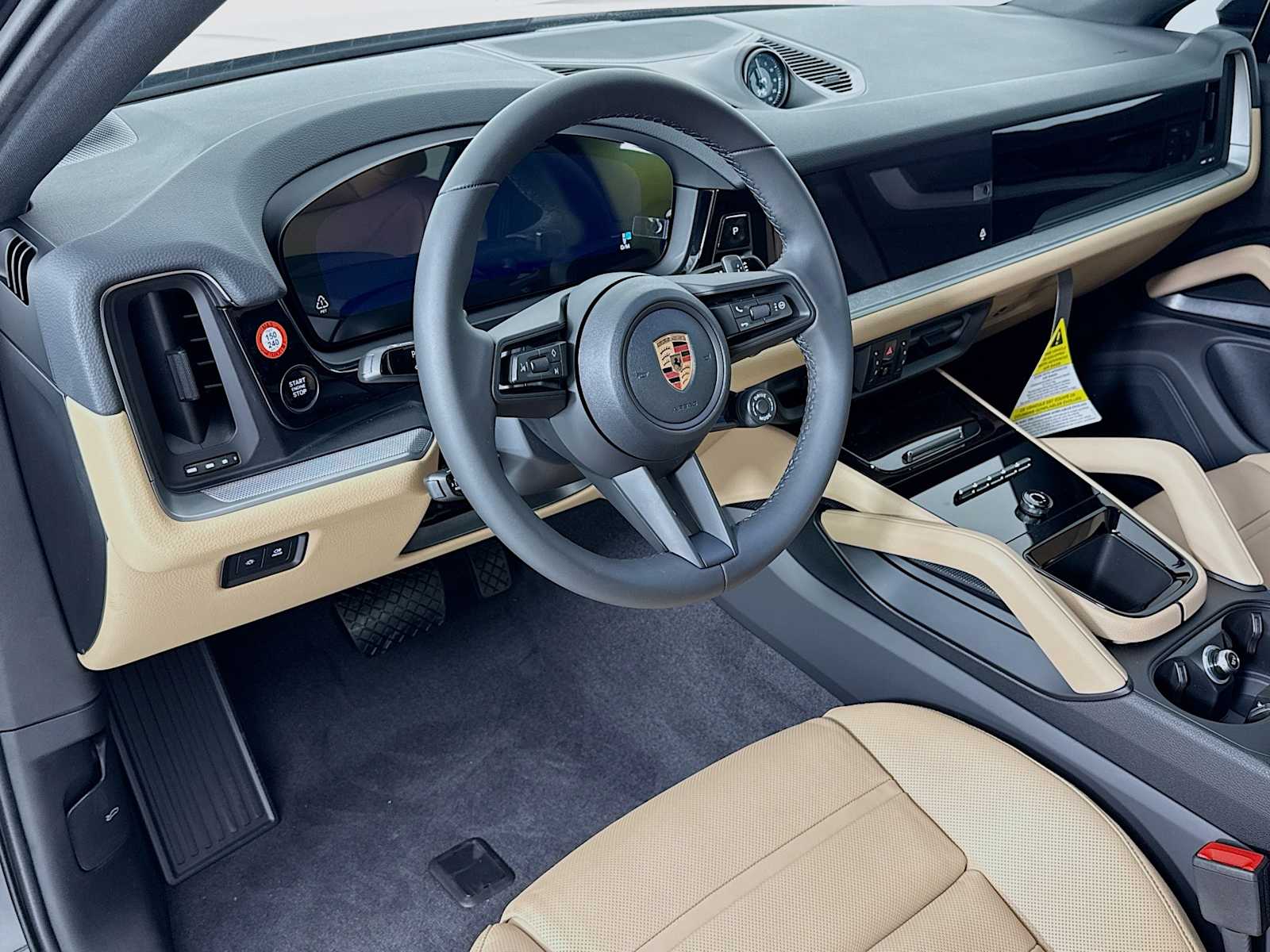 2026 Porsche Cayenne Coupe photo 4