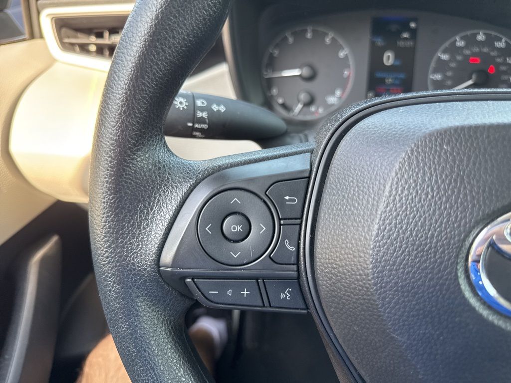 2024 Toyota Corolla LE photo 16