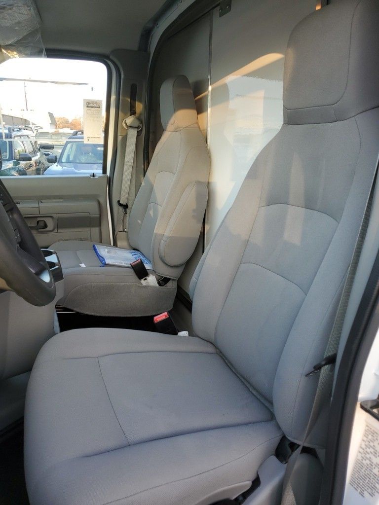 2024 Ford E-350 Base photo 14