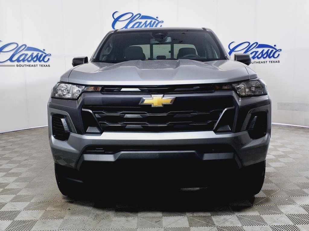 2025 Chevrolet Colorado Work Truck LT photo 19