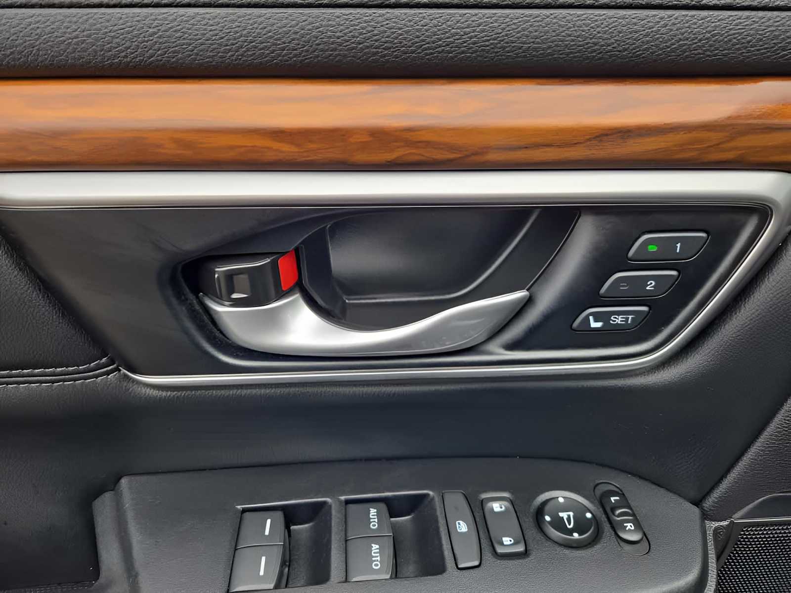 2021 Honda CR-V Touring photo 11