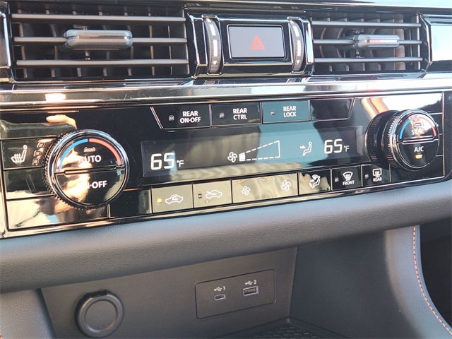 2025 Nissan Pathfinder Rock Creek photo 13