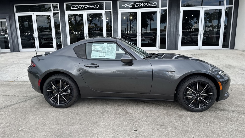 2025 Mazda MX-5 Miata Miata RF Grand Touring photo 5