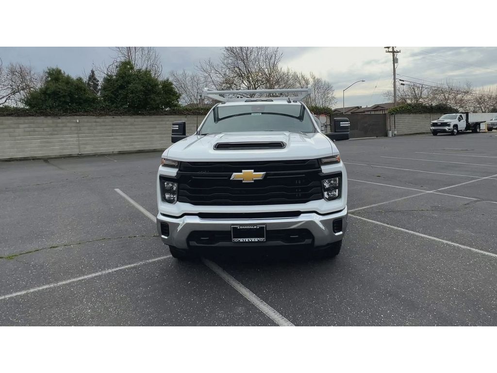 2024 Chevrolet Silverado 3500HD Work Truck photo 4
