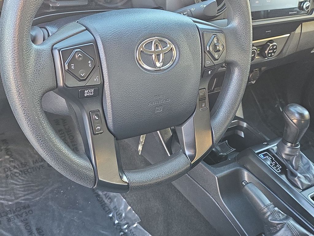 2020 Toyota Tacoma SR photo 11