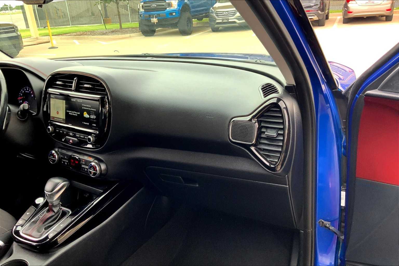 2020 Kia Soul GT-Line Turbo photo 18