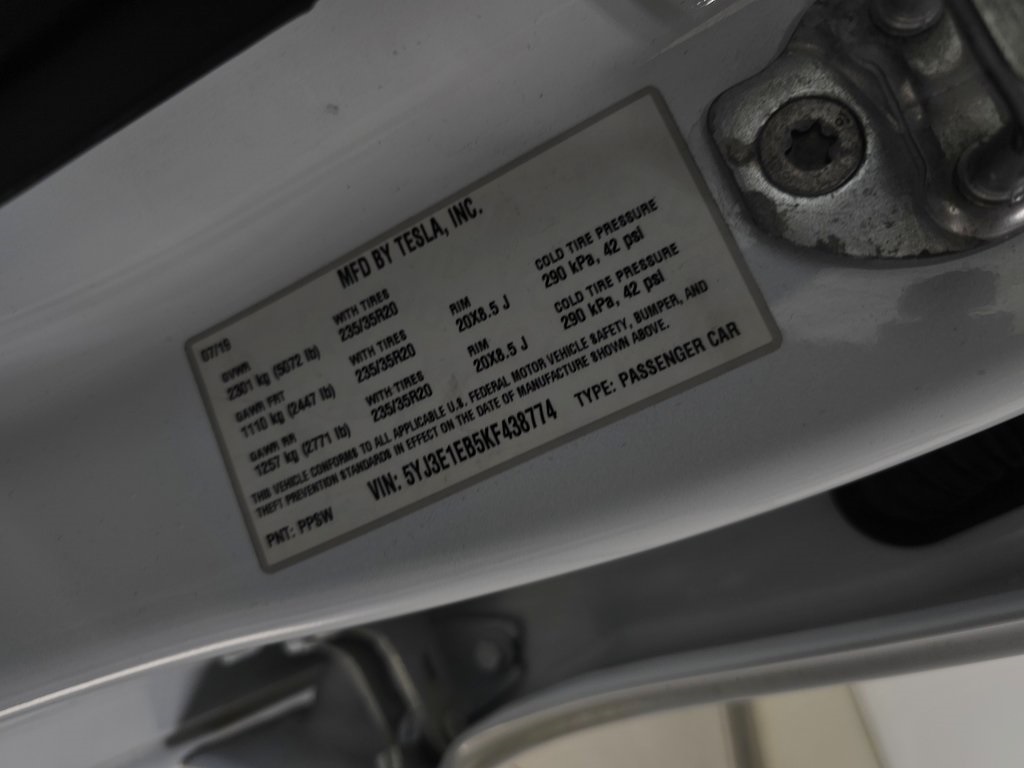 2019 TESLA MODEL 3 - Image 30