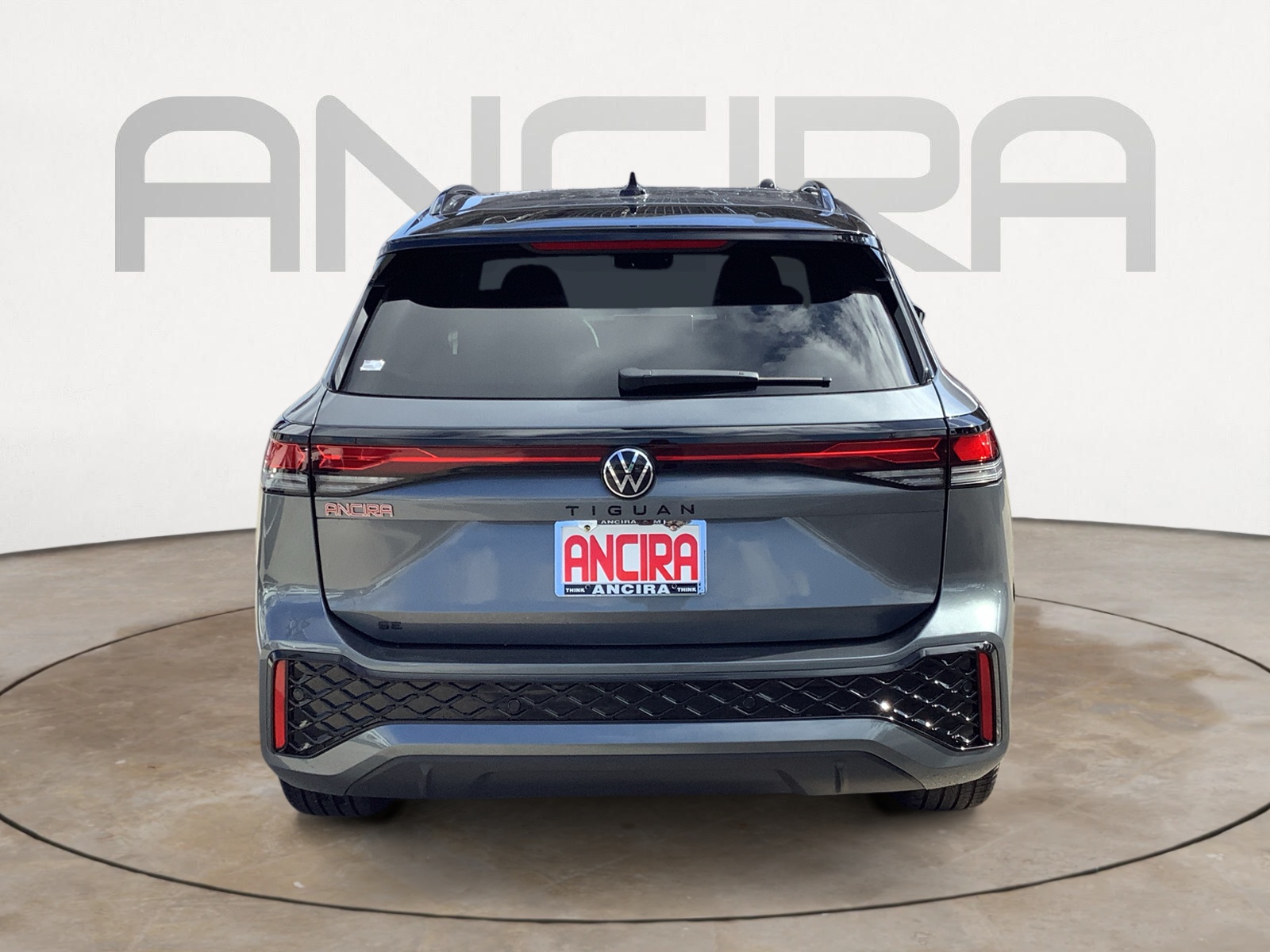 2025 Volkswagen Tiguan SE R-Line Black photo 6