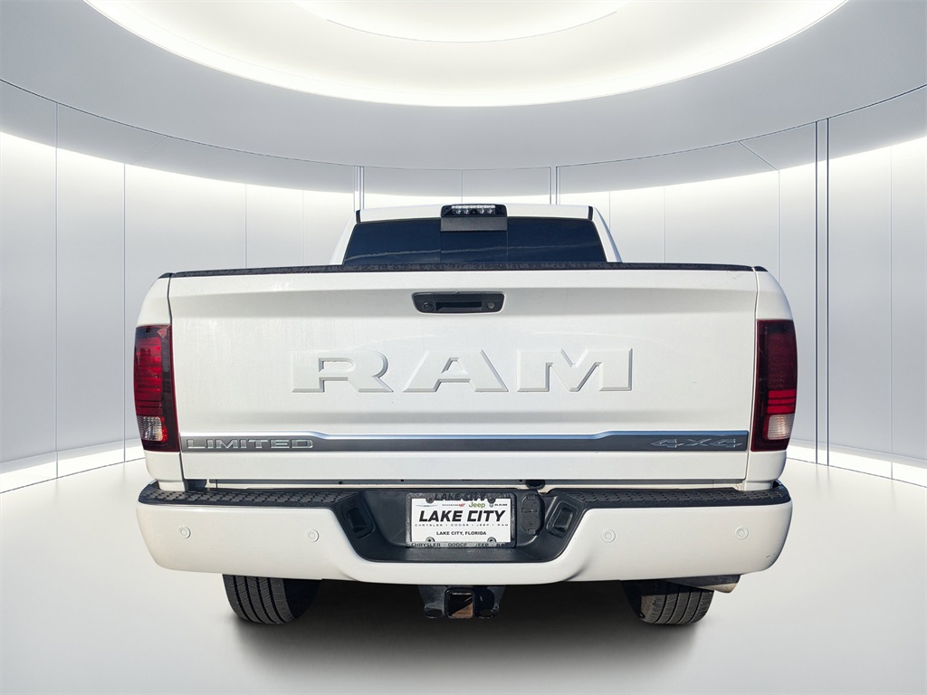 2018 Ram 2500 Limited photo 4