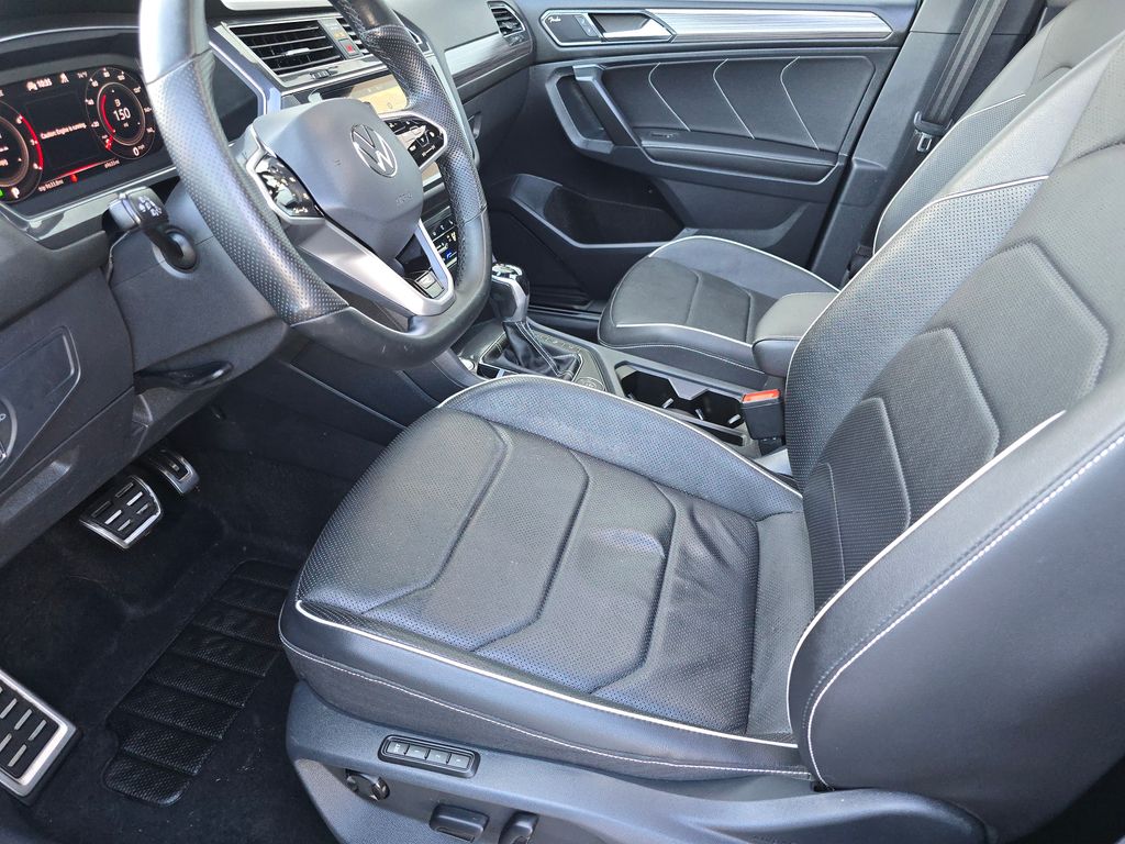 2022 Volkswagen Tiguan SEL Premium R-Line photo 16