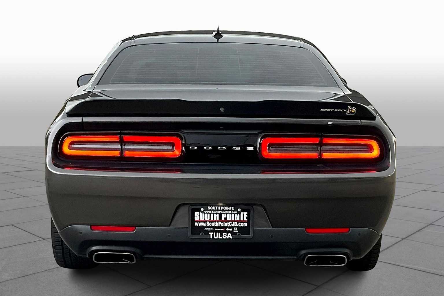 2021 Dodge Challenger R/T Scat Pack photo 4
