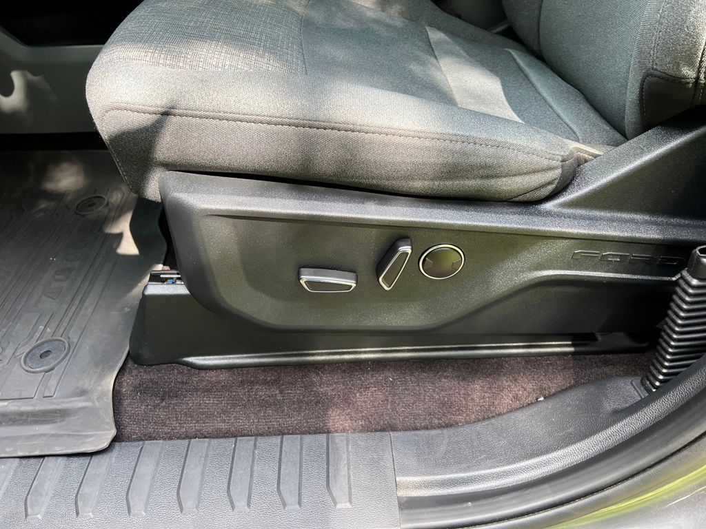 2021 Ford F-150 XLT photo 11