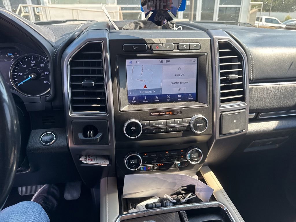 2020 Ford Expedition MAX Platinum photo 11