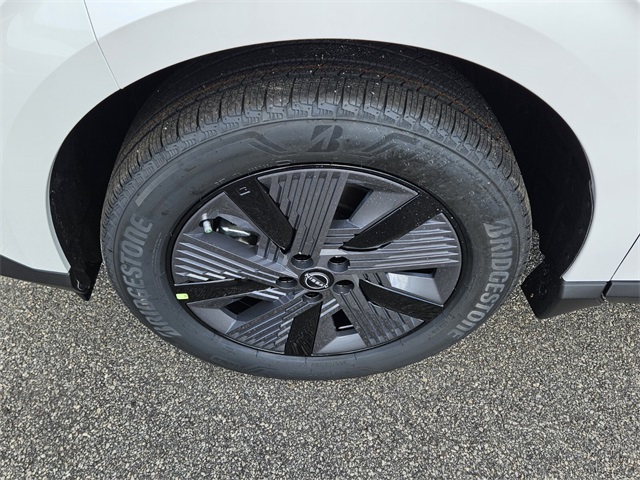 2025 Nissan Murano SL photo 14