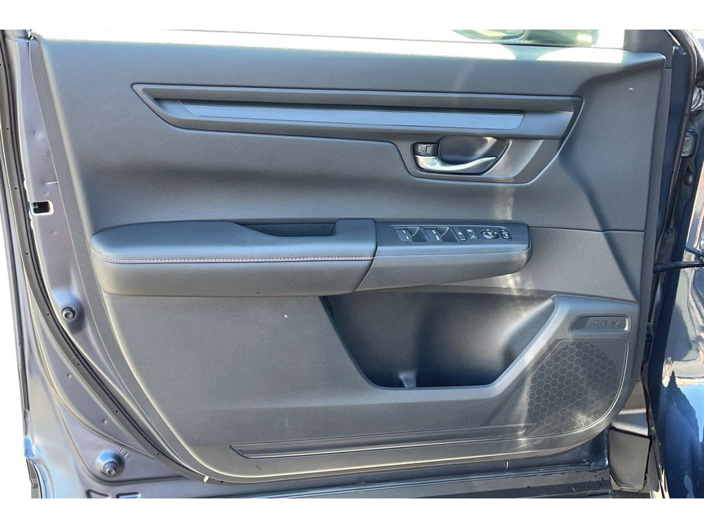 2025 Honda CR-V Hybrid Sport photo 10