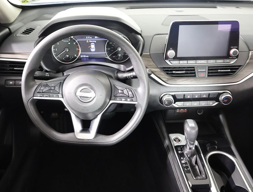 2023 Nissan Altima 2.5 SV photo 12