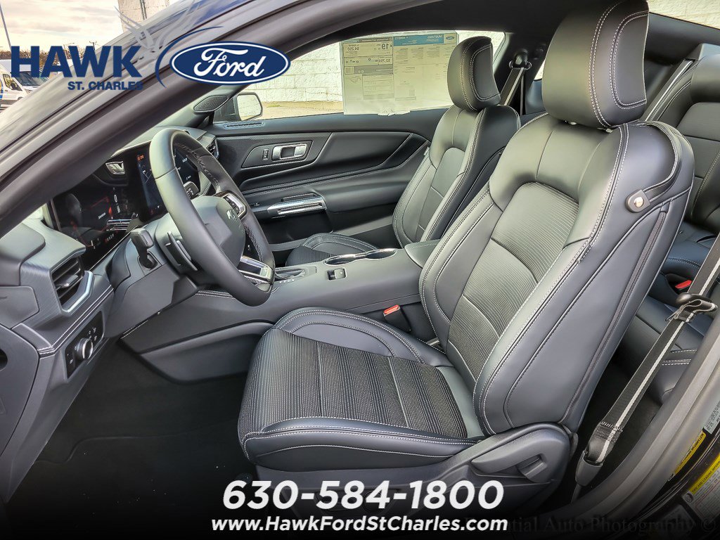 2025 FORD MUSTANG - Image 7