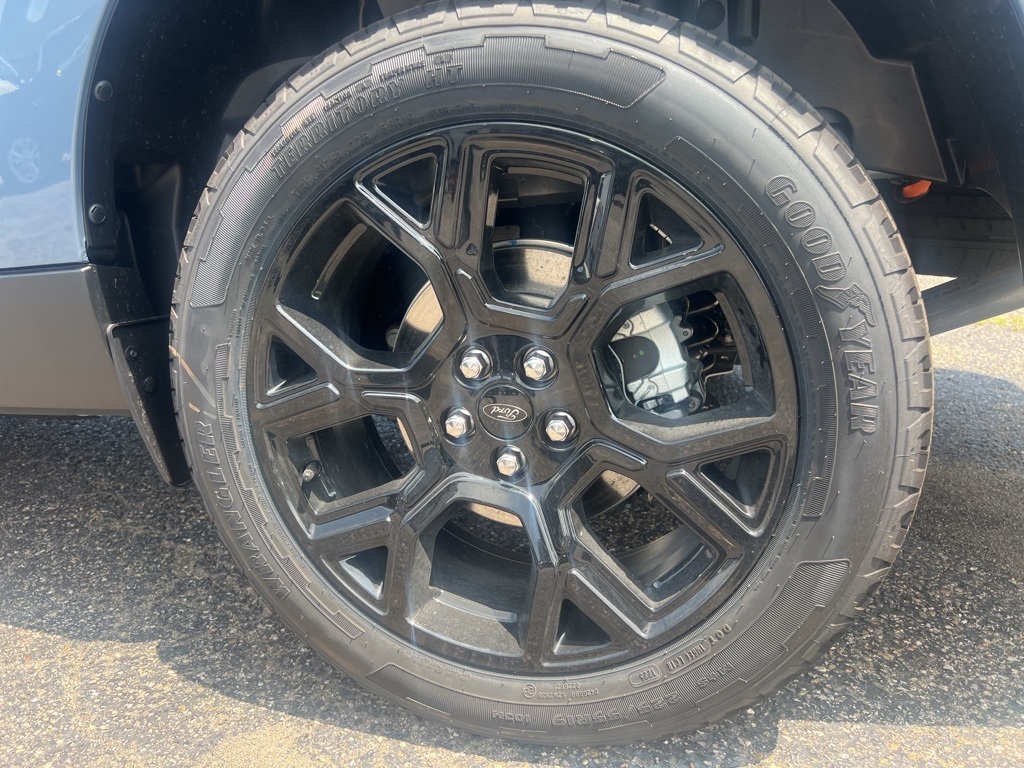 2025 Ford Maverick XLT photo 13