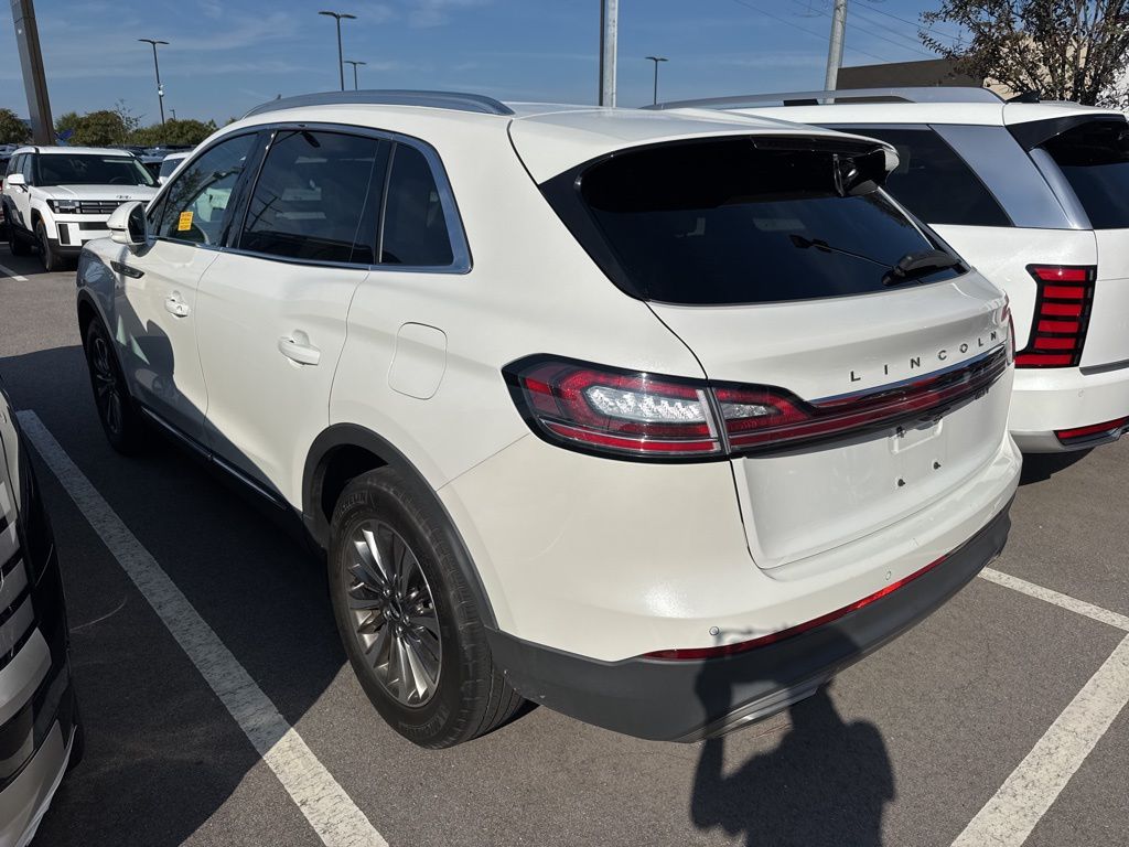 2020 Lincoln Nautilus Standard photo 4
