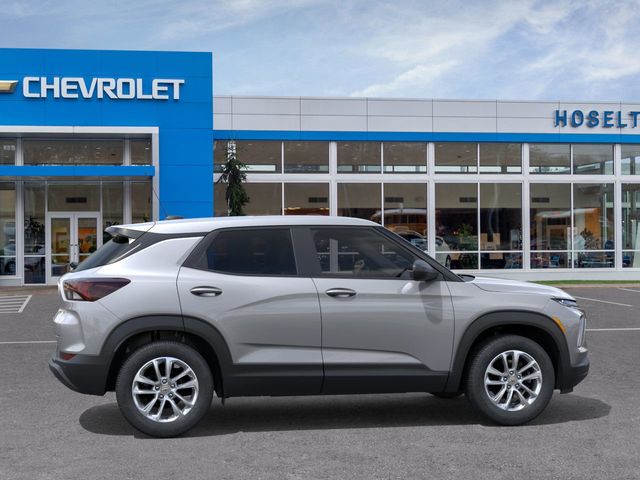 2026 Chevrolet Trailblazer LS photo 4