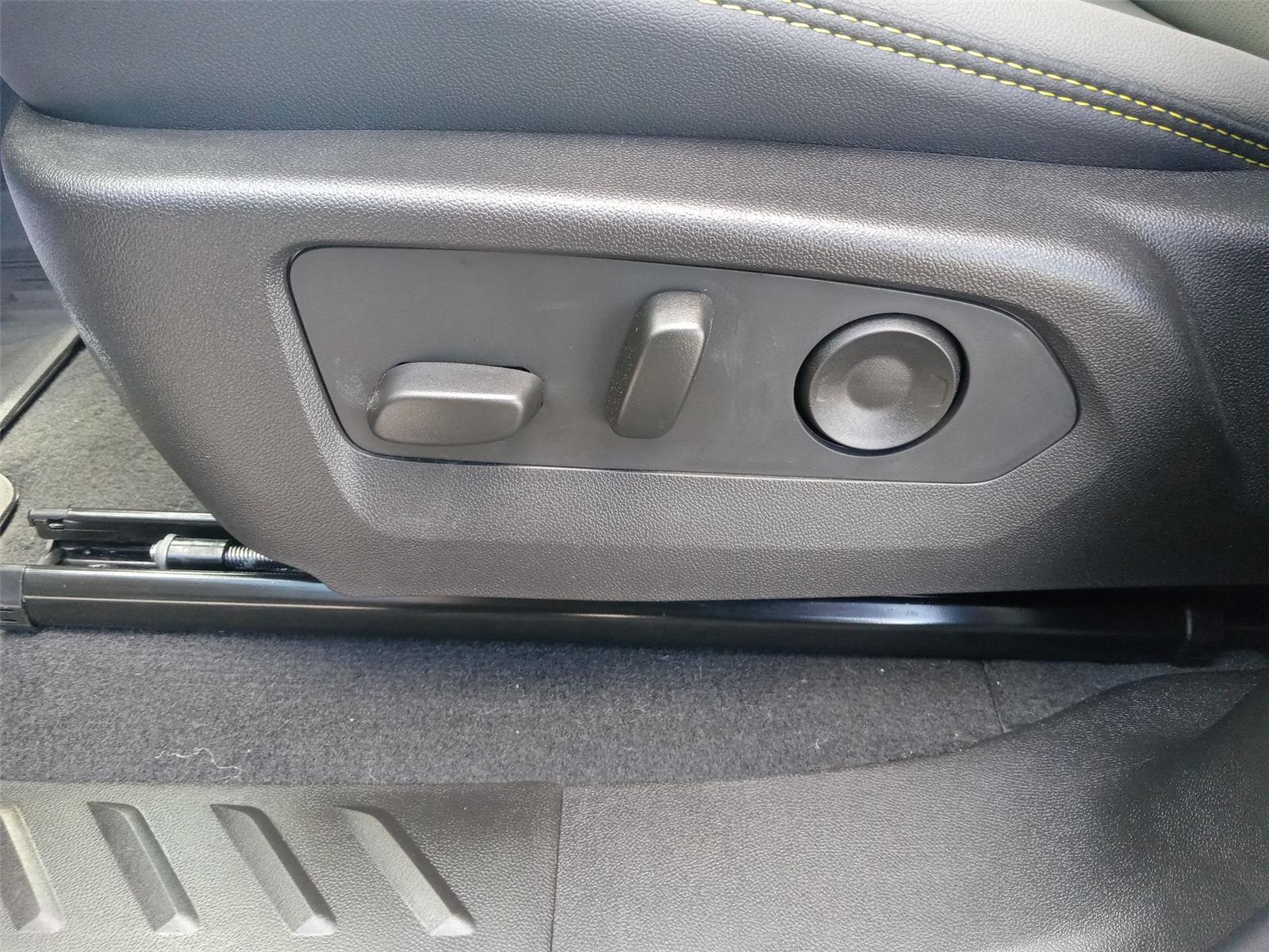 2026 Chevrolet Colorado ZR2 photo 14